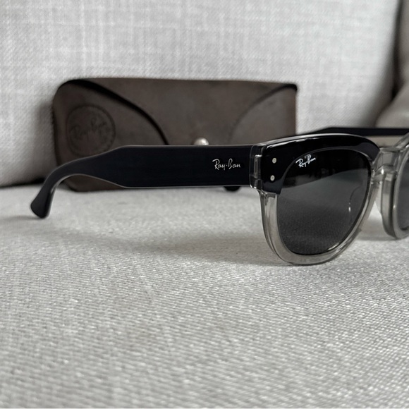 Ray Ban RB0298S Mega Hawkeye Unisex Plastic Sunglass 1396B1 Dk Grey Transp Gray - Picture 2 of 16